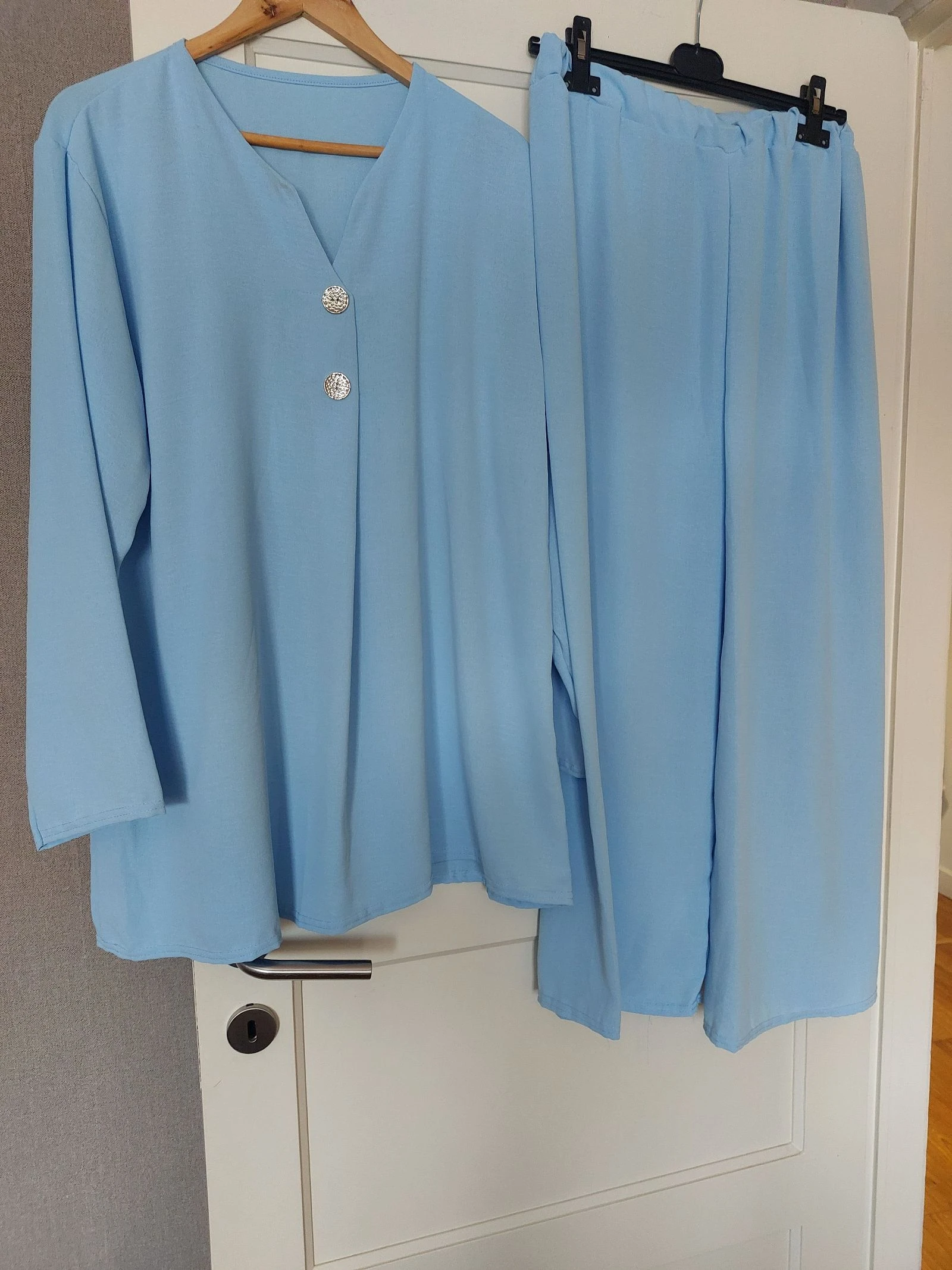 Ensemble pantalon et blouse